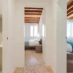 San Tommaso Rialto Terrace *