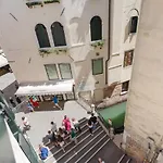 San Tommaso Rialto Terrace Appartement *