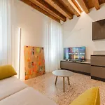 San Tommaso Rialto Terrace *