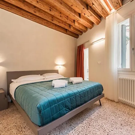 San Tommaso Rialto Terrace