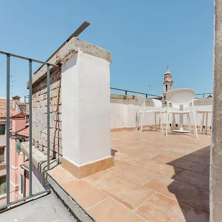 San Tommaso Rialto Terrace *