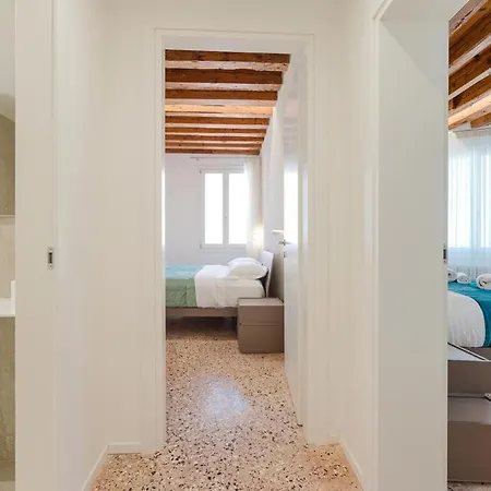 San Tommaso Rialto Terrace *